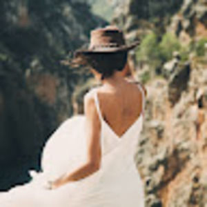 Meet your Posher, Dawn